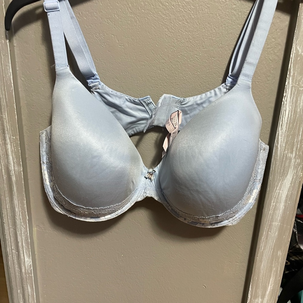 Victoria Secret Body by Victoria Elegant Blue Underwire Bra